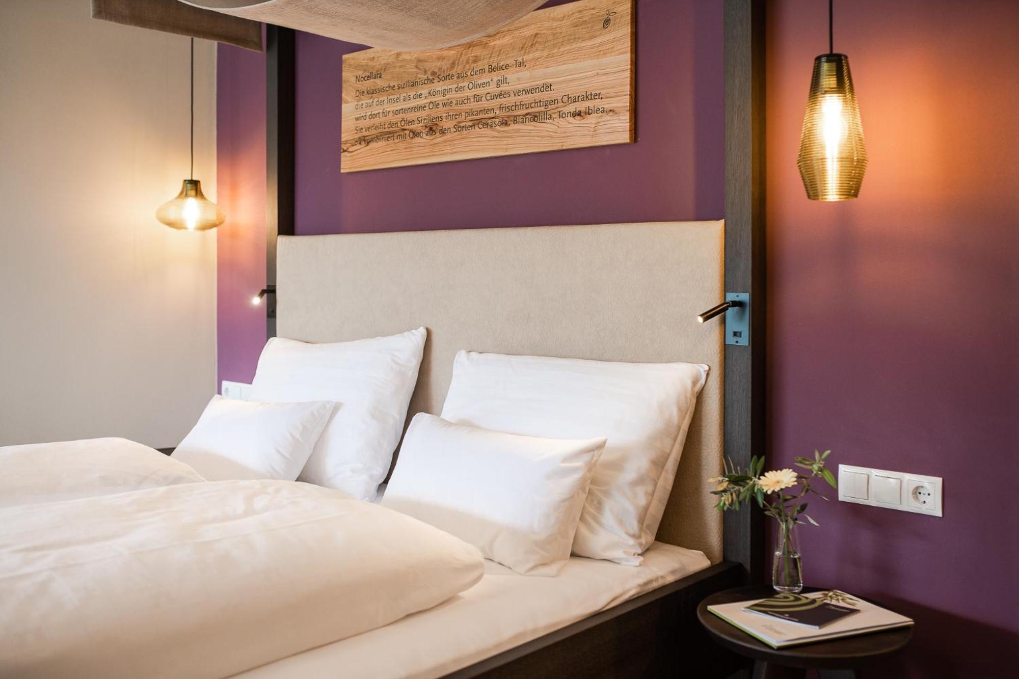 Oliven- & Genusshotel Hirzer Шена Номер фото
