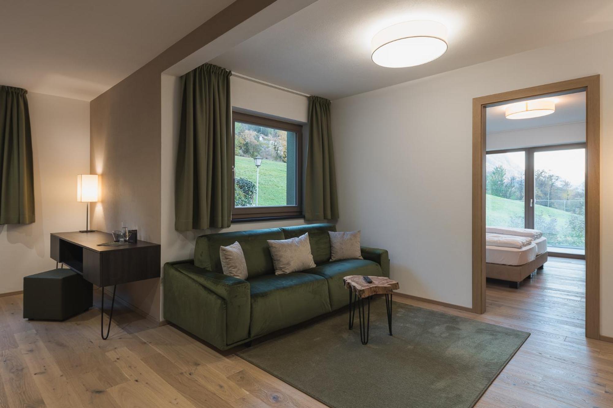 Oliven- & Genusshotel Hirzer Шена Номер фото